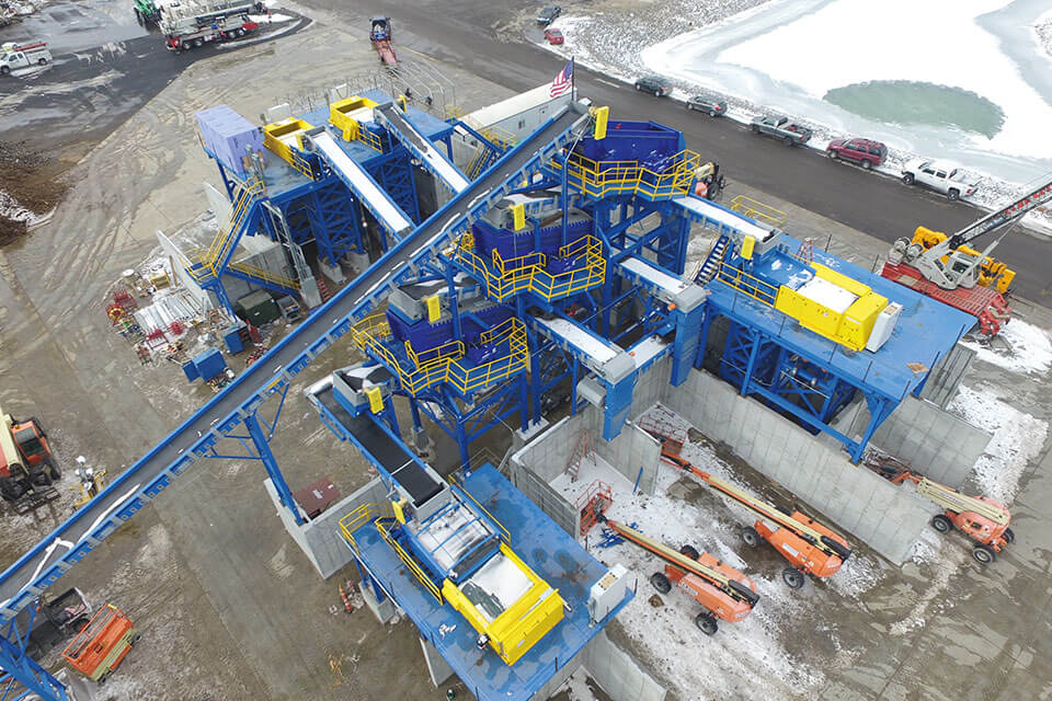 Recyclinganlage für Altfahrzeuge mit SPALECK Spannwellen- und Wertstoffsieben für das Metallrecycling