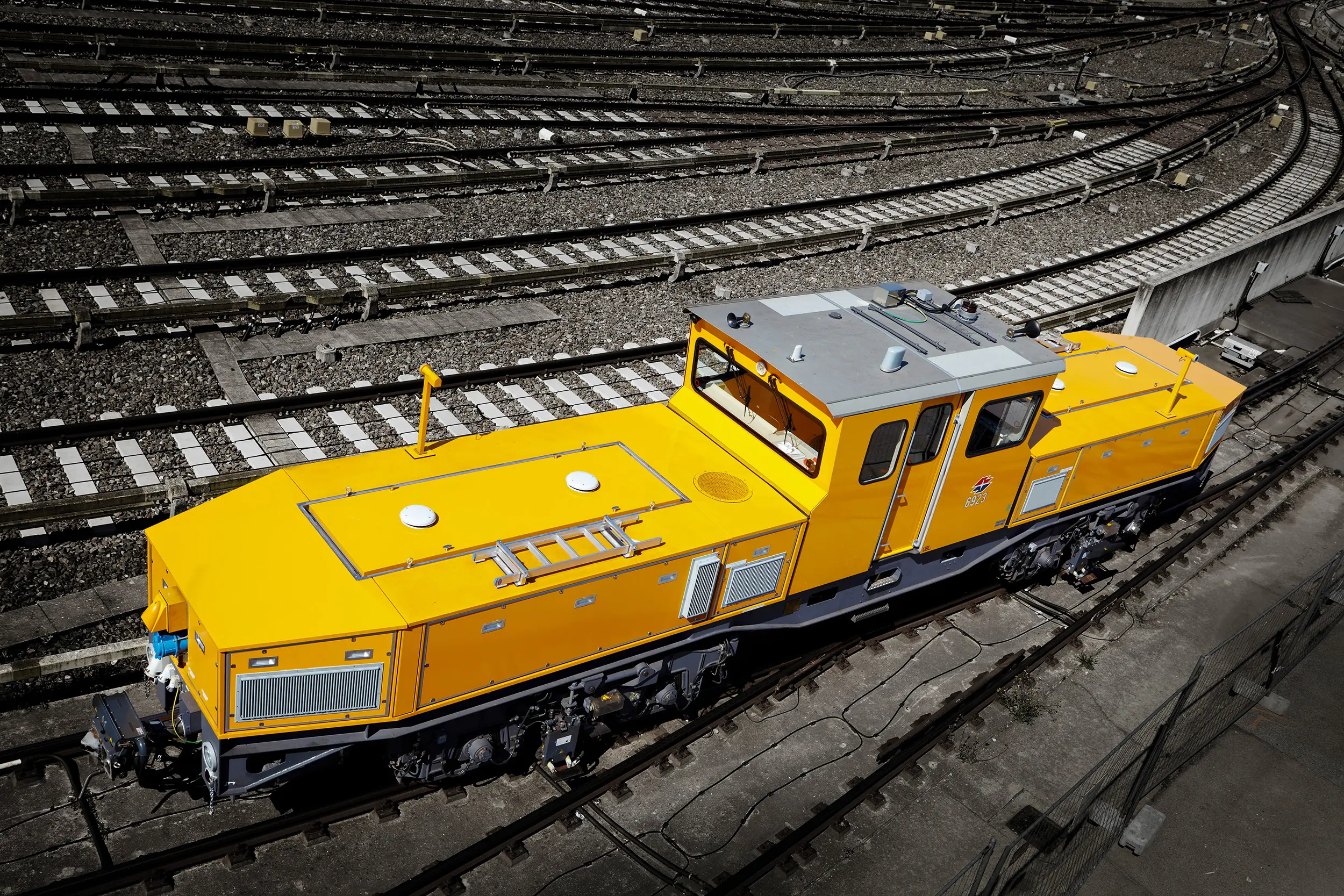 Vehículo ferroviario con componentes soldados del proveedor SPALECK, de la serie CL1
