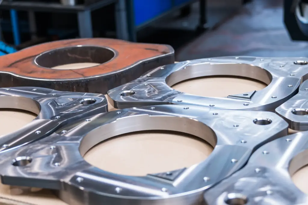 Piezas fresadas en la fabricación CNC del subcontratista SPALECK
