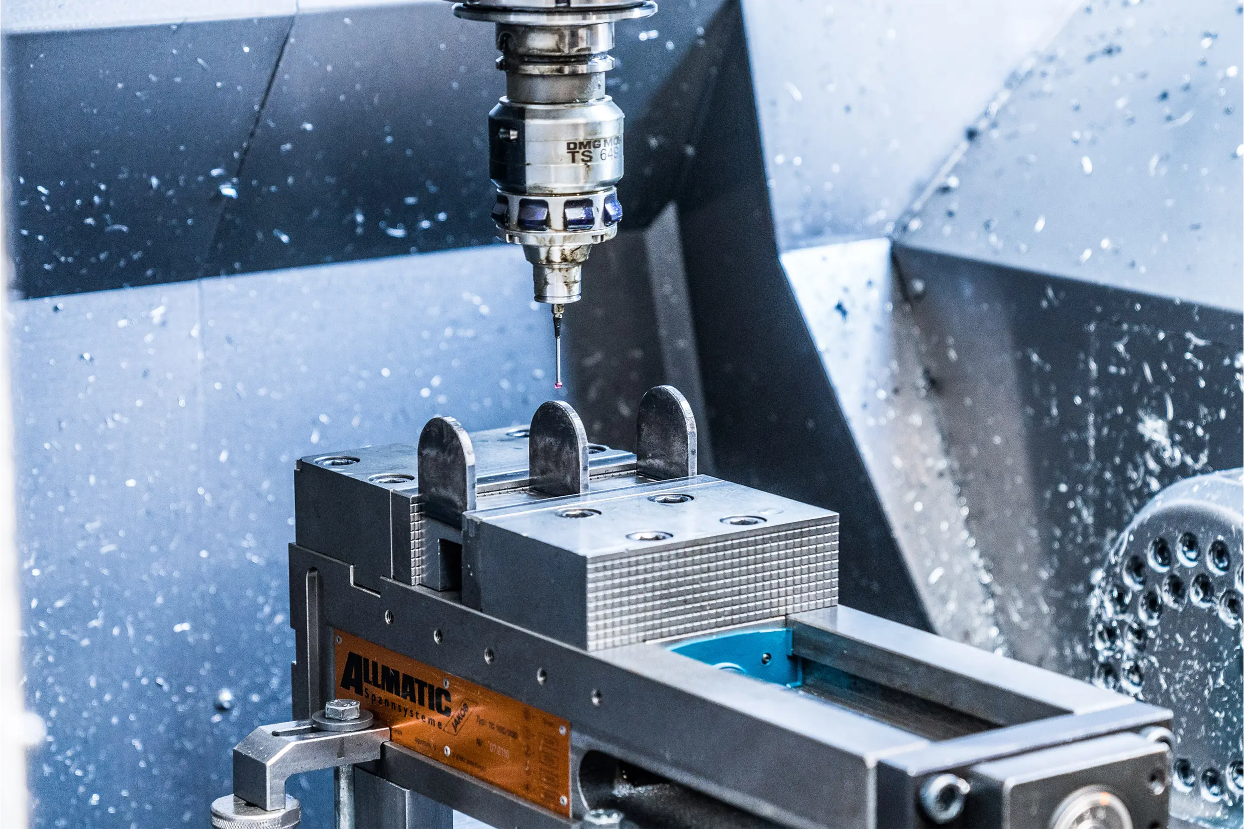 Nahaufnahme eines CNC-Bearbeitungszentrums